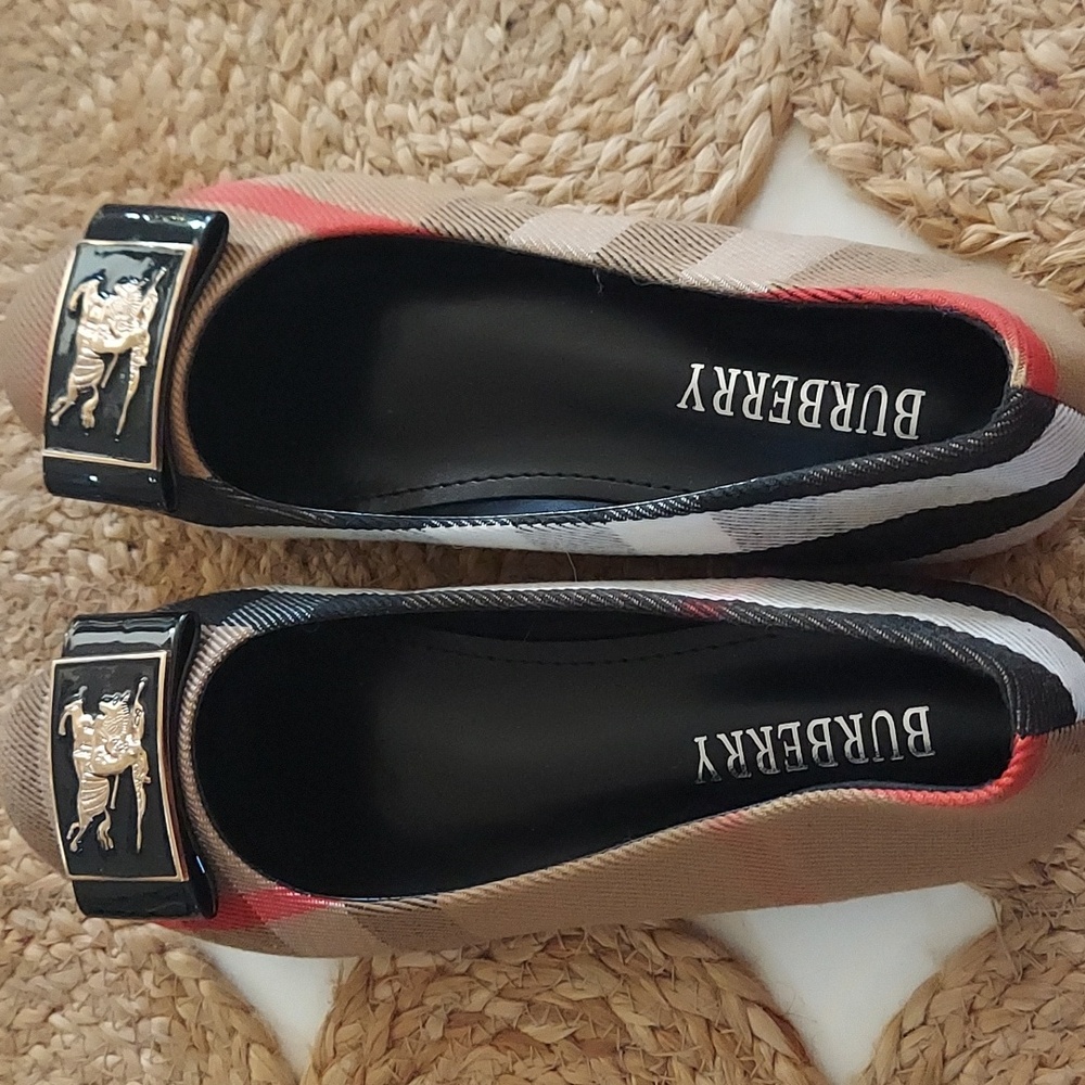 Burberry Ballet Flats - Picture 3 of 4